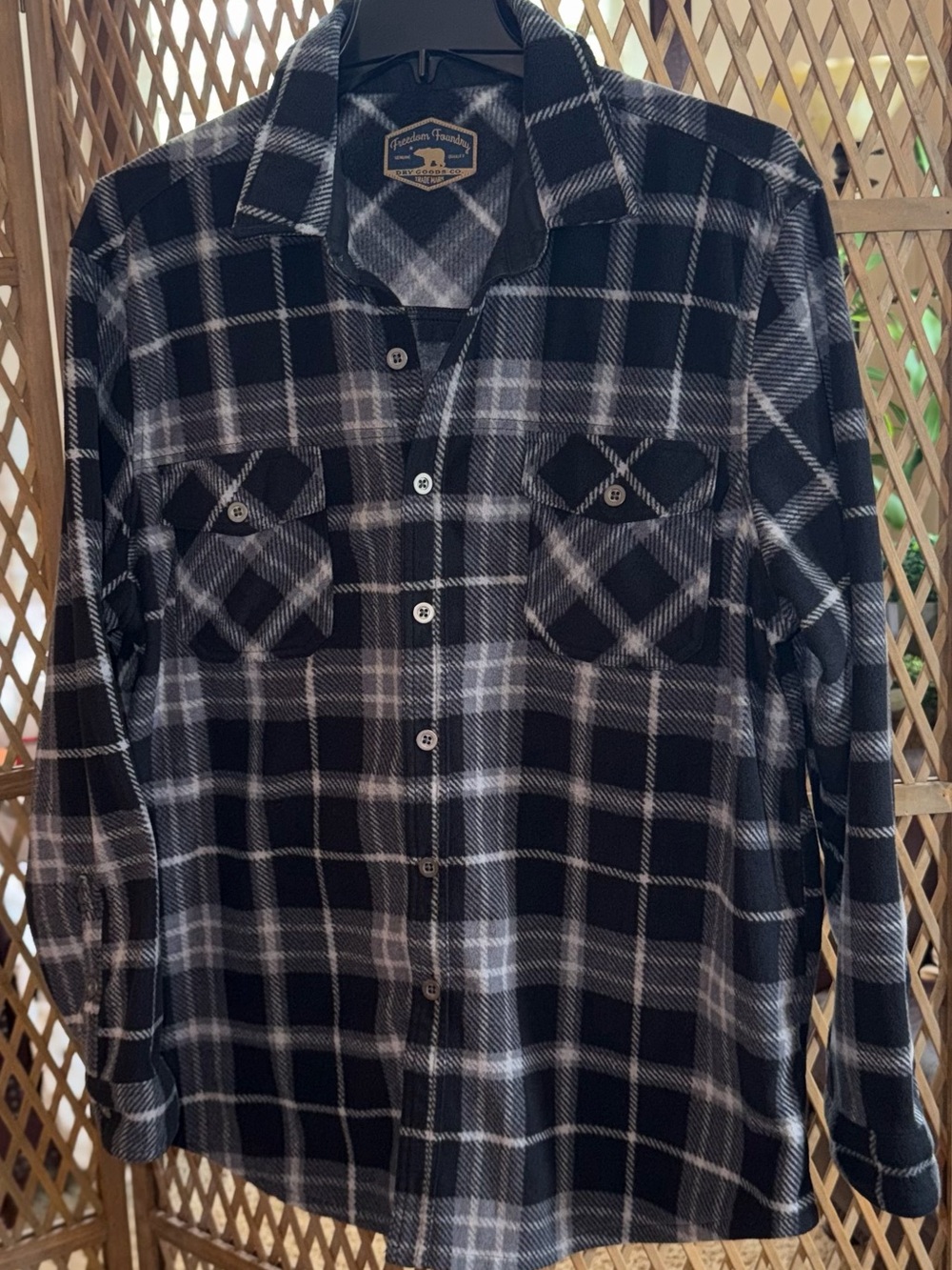 Freedom Foundry Black & Gray Plaid Men’s Button-Up Super Soft Fleece Shirt -